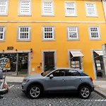 Charming Almada